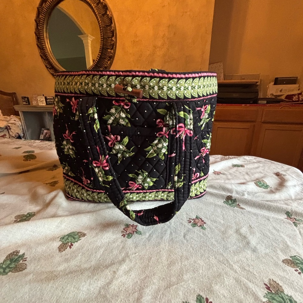 Vera Bradley New Molly hope